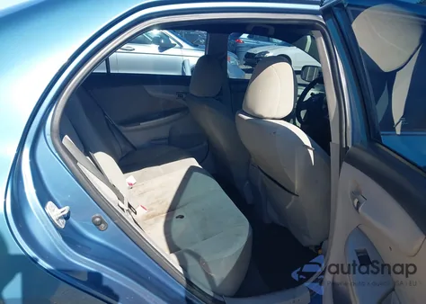 2013 Toyota Corolla Le z USA, uszkodzony, nr VIN 5YFBU4EE2DP208661